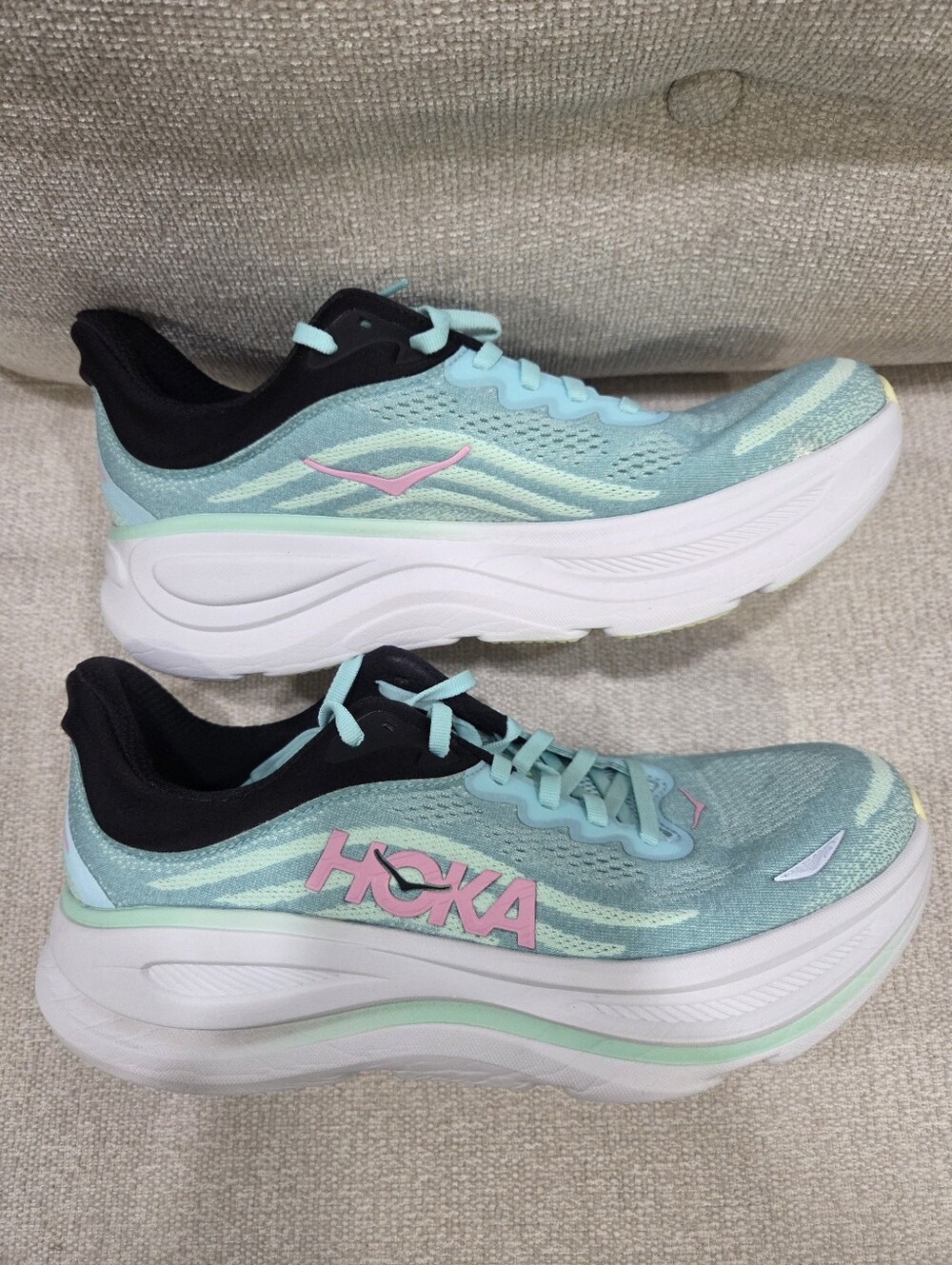 HOKA Women's BONDI 9